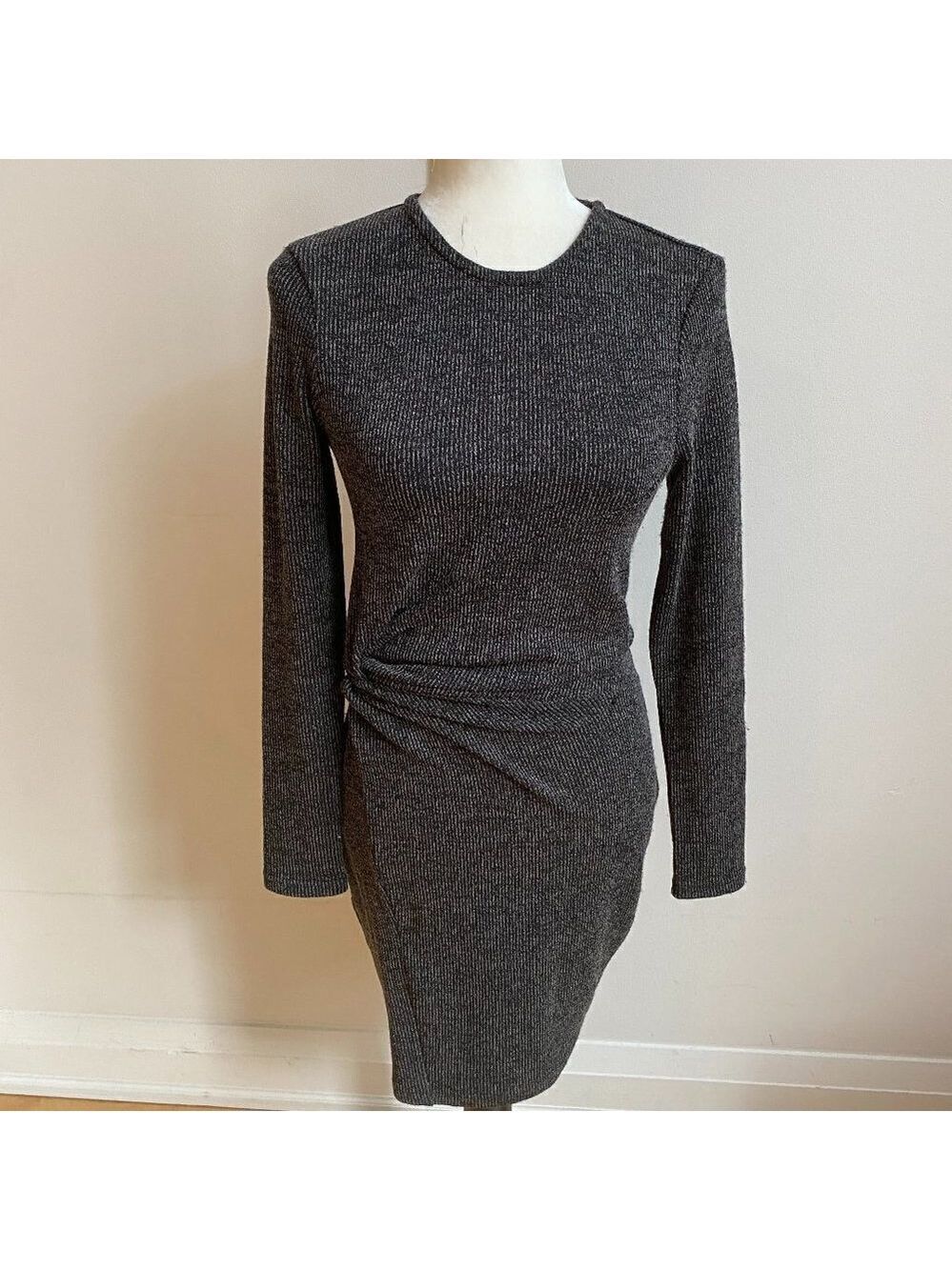 𝅺LA Classe Couture Ribbed Long Sleeve Knit Dress BNWOT Sz XSmall Black Gray